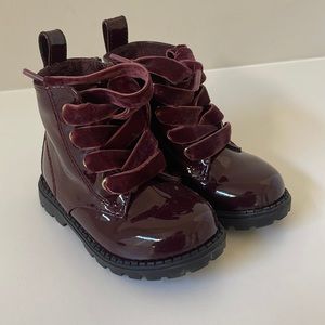 Toddler Girls Combat Boots Burgundy Velvet Laces Size 4/5